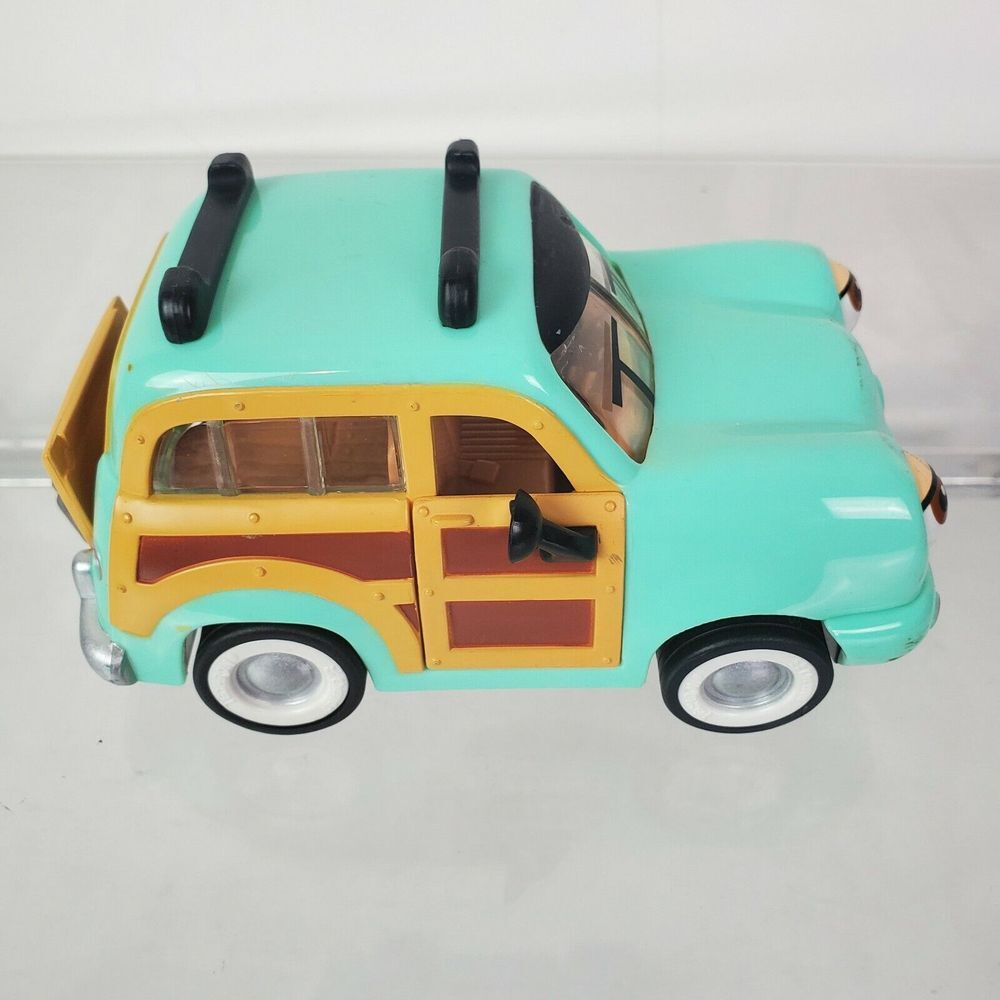 Vintage 1999 The Chevron Cars Woody Wagon Blue‎ No 16 Toy